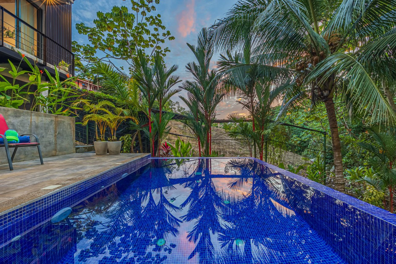 3 bedrooms, 2.5 bathrooms Villa Steps from Uvita, beautiful Beaches, Waterfalls, Restaurants and Tourist Attractions. - Gallery image 5