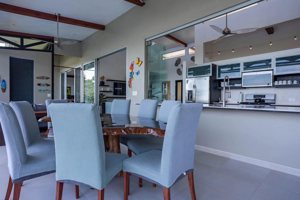 Luxury Villa with Guest House and Ocean Views of Costa Ballena - Gallery image 15