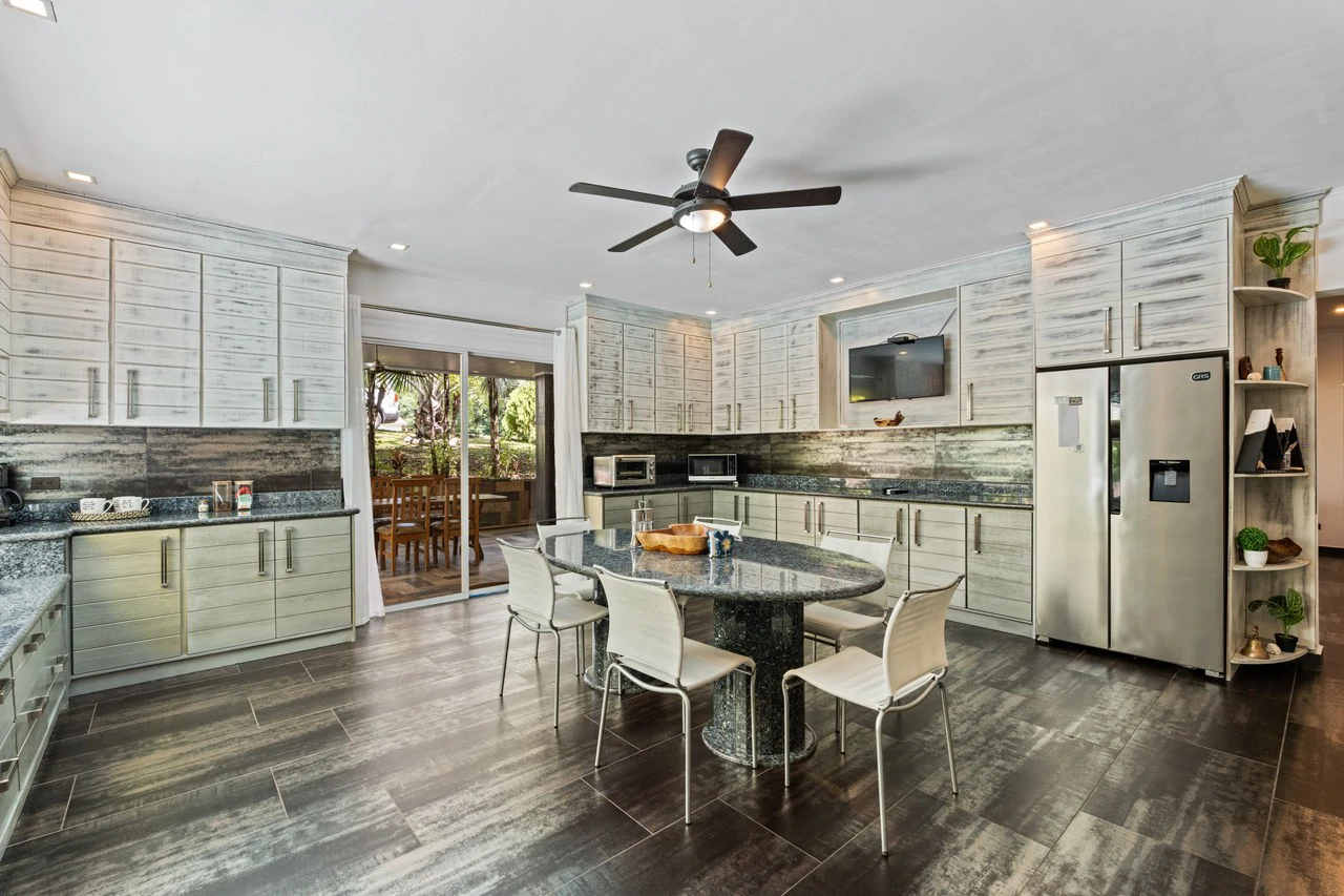 Casa de Palmas: Beautiful gated community just 5 min. to the beach! - Gallery image 8