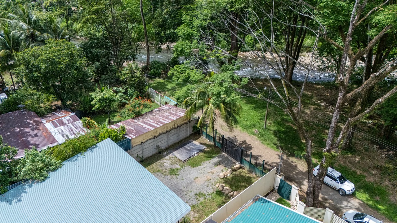 Charming and Affordable 1-bedroom home in Uvita - Gallery image 4