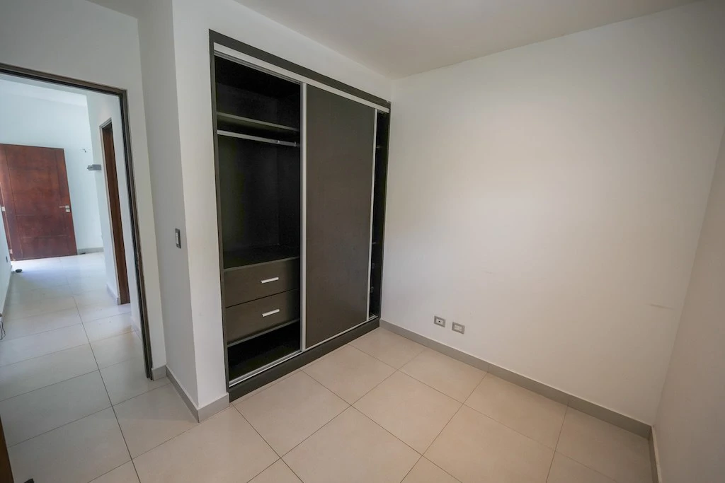 House For Sale in Lindora - Gallery image 15