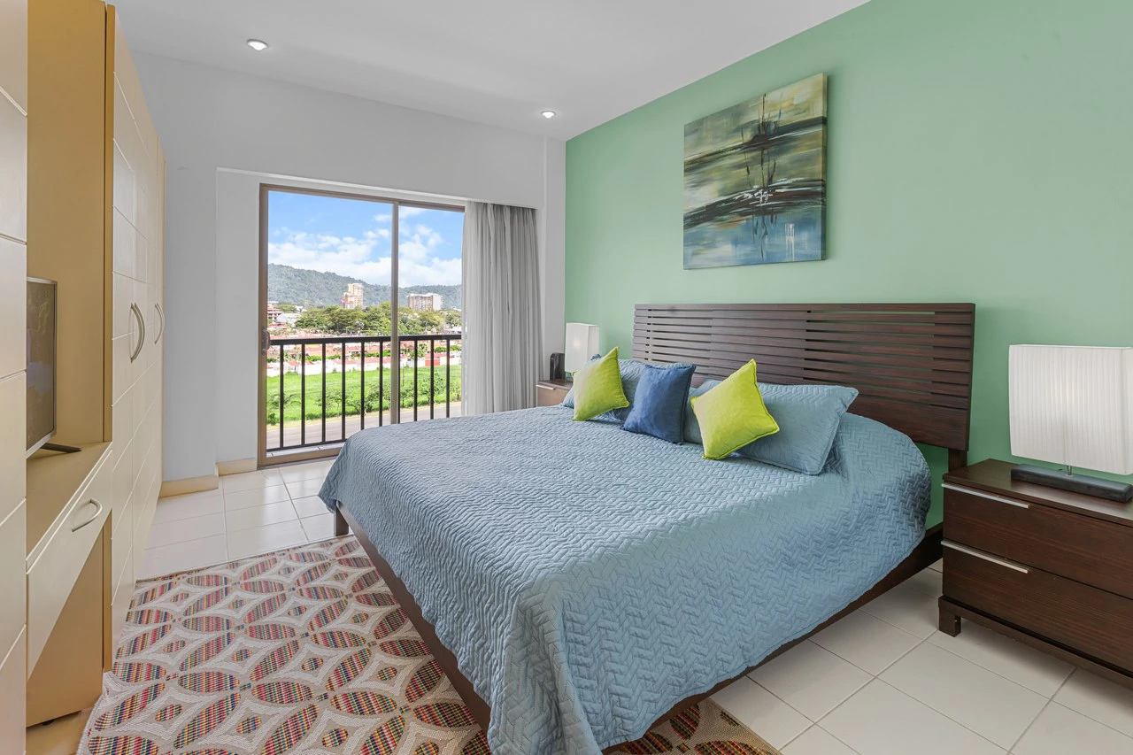 6th Floor 3-bedroom JacoBay Condo with Panoramic Sunrise, Mountain and Ocean Views - Gallery image 18