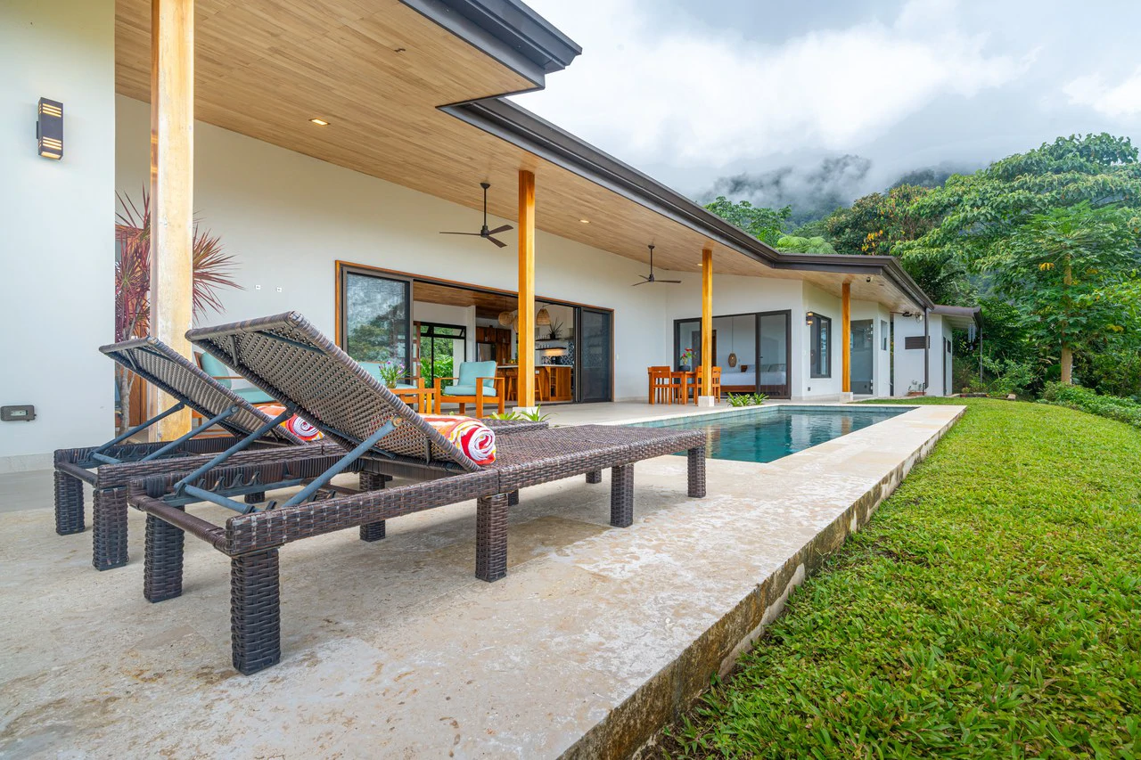 Cascada Sandalo Jaw Dropping Ocean Views!: Mountain House For Sale in Tres Rios - Gallery image 8