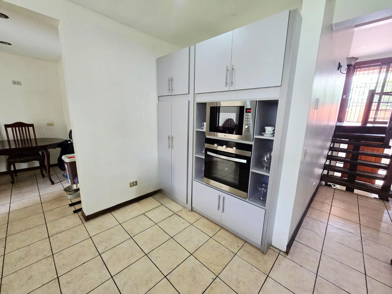 LARGE HOUSE FOR SALE IN MERCEDES NORTE, HEREDIA - Gallery image 23