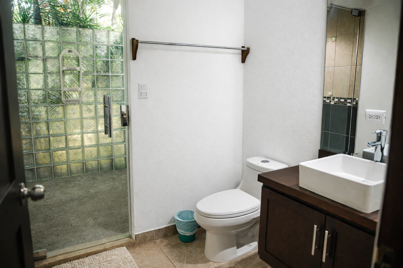 3 Bedroom Home Walking Distance to Playa Chaman – Villas del Sol, Bahía Ballena - Gallery image 25