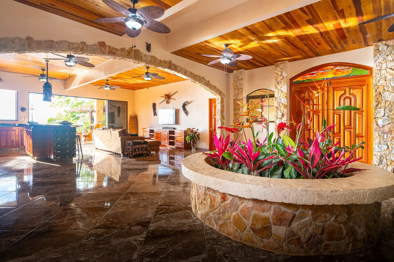 Mountain House For Sale in Escaleras - Gallery image 79
