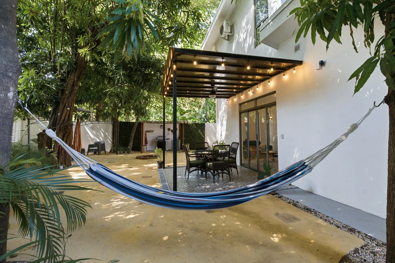 Casa Mykonos: Modern Coastal Living with Private Pool in Surfside Playa Potrero - photo 27
