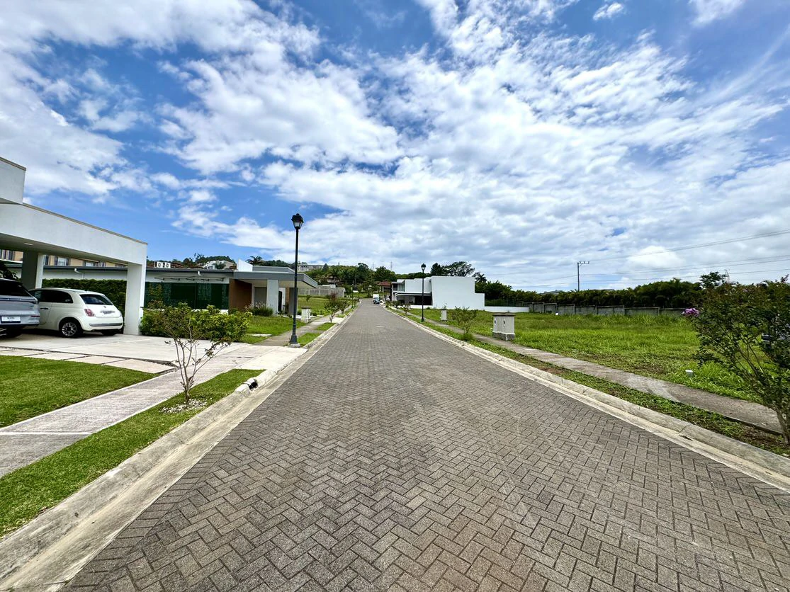 388 m² in a Prime Location - Gallery image 14