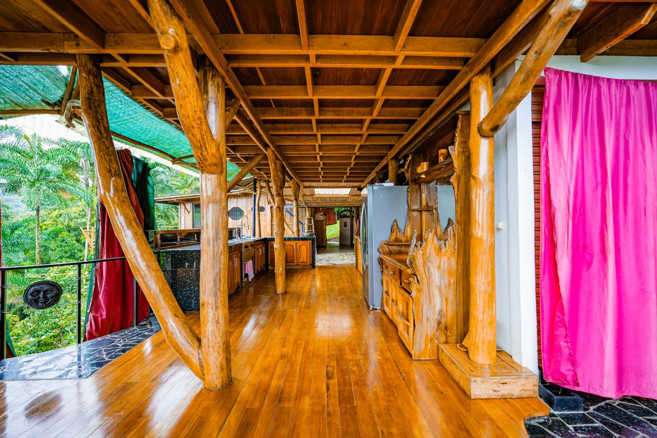 Riverfront Sanctuary with Breathtaking Views of Diamante Waterfalls - Gallery image 5