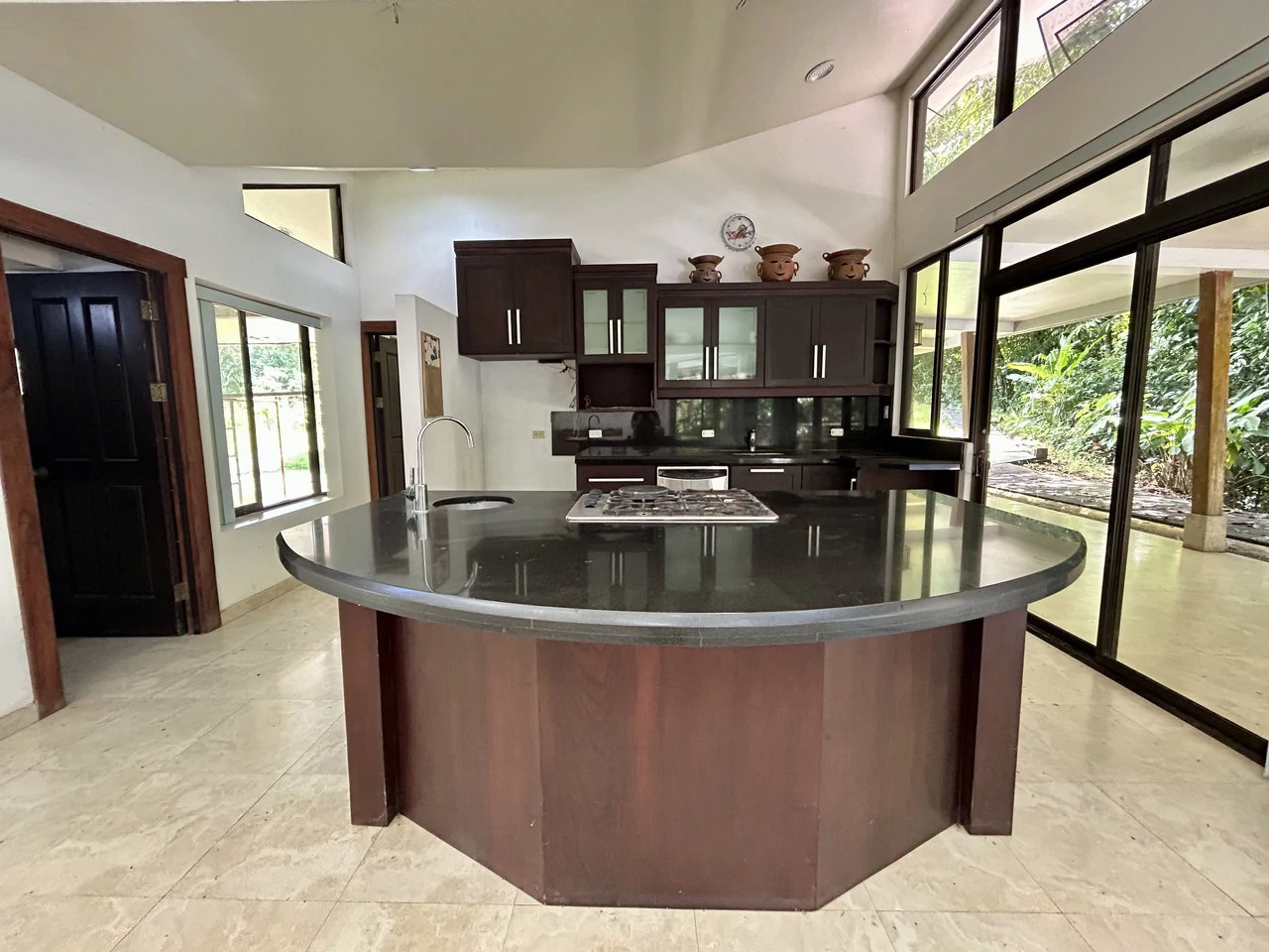 Fixer-Upper Home with an studio Office in Palmar Norte on a 7.58 Acres Property - Gallery image 22
