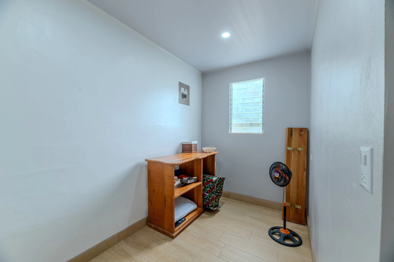 Multi-Family Compound, 4 Fully Furnished Units | 15 Minutes to the Beach - Gallery image 29