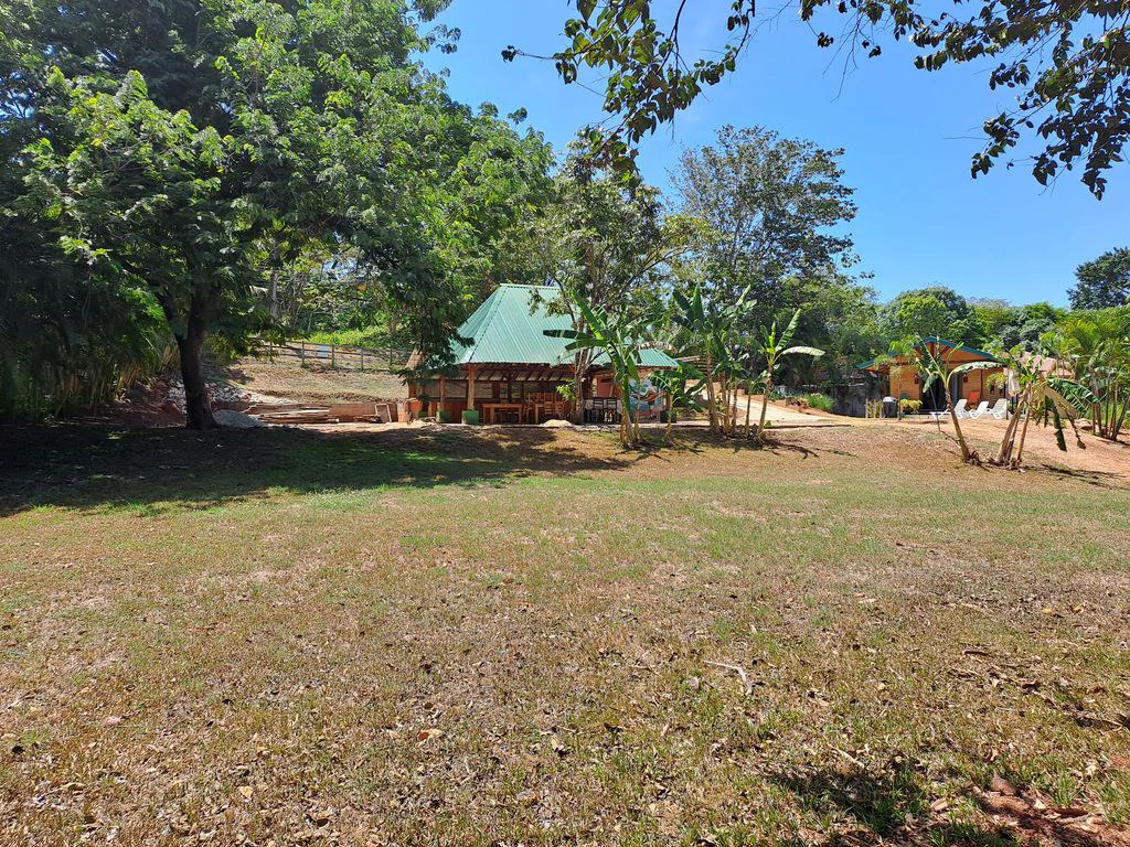 Compound Cooper: Compound Cooper includes Casa Cooper - a Newly constructed in 2023 - 2 Bedroom 1 Bath home set on a spacious 703 m2 lot and Lote Cooper which is 2485 m2 of flat buildable land - both - Gallery image 27
