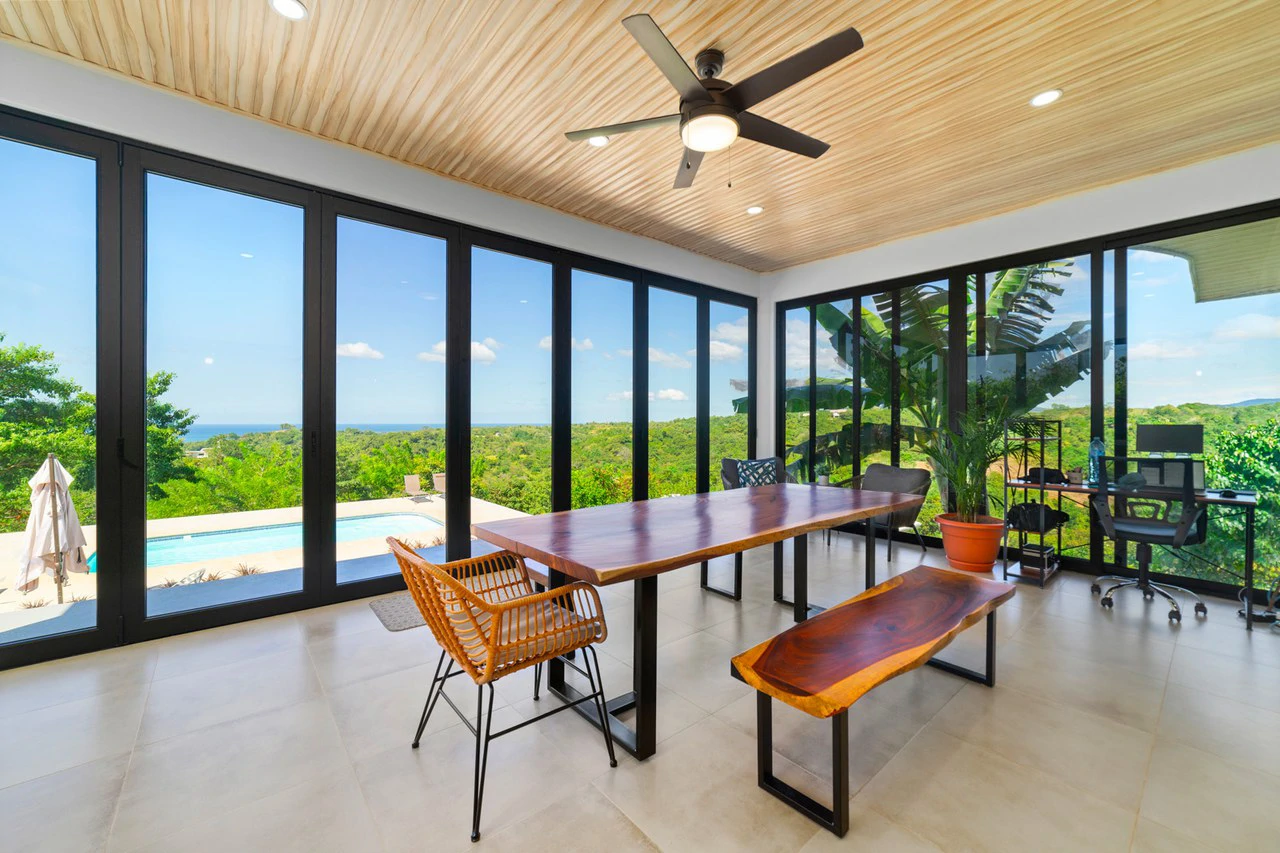 Casa Bella Vista: Brand New Hilltop Ocean View Home - Gallery image 20