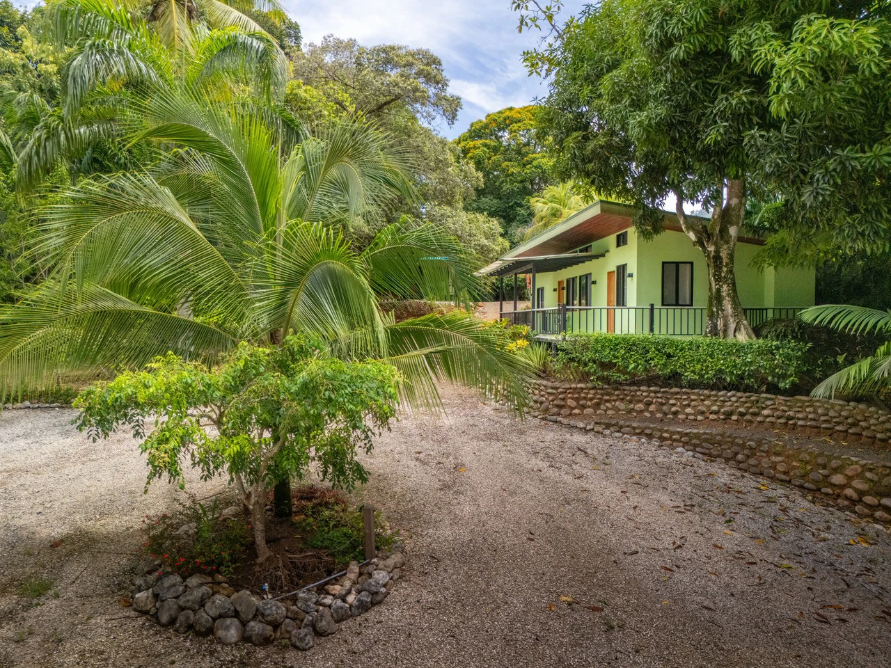 Villas Azul: Direct Beach Front Access in Uvita, 3 Villas, 2 Casitas, Development Land Piñuelas Beach, Uvita, Puntarenas, Costa Rica - Gallery image 24