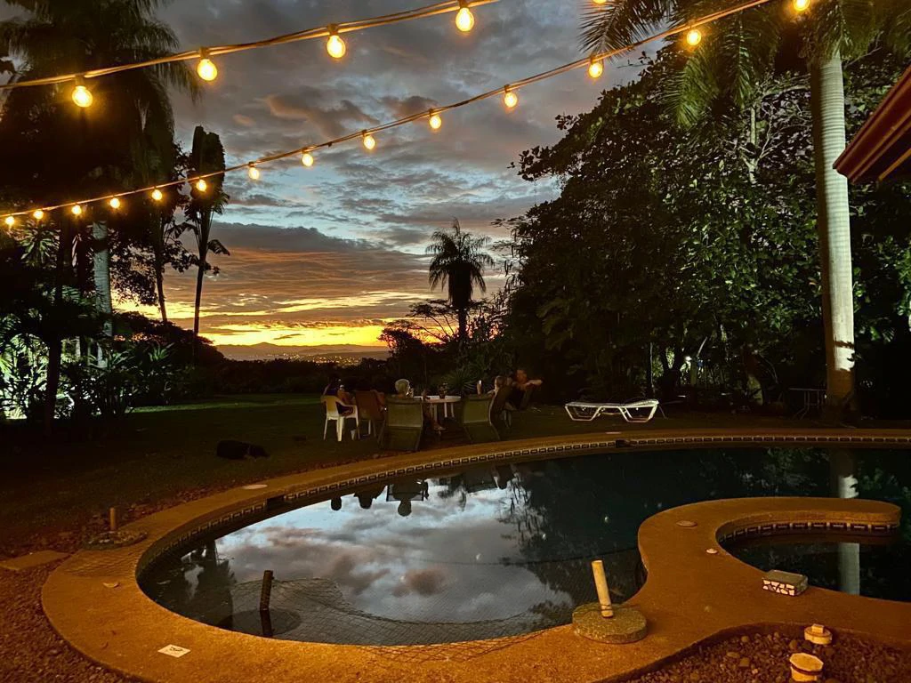 Estate in Esparza with 3 Homes, Pool & Tourism Potential – Perfect for Investment or Vacation Living! - Gallery image 18