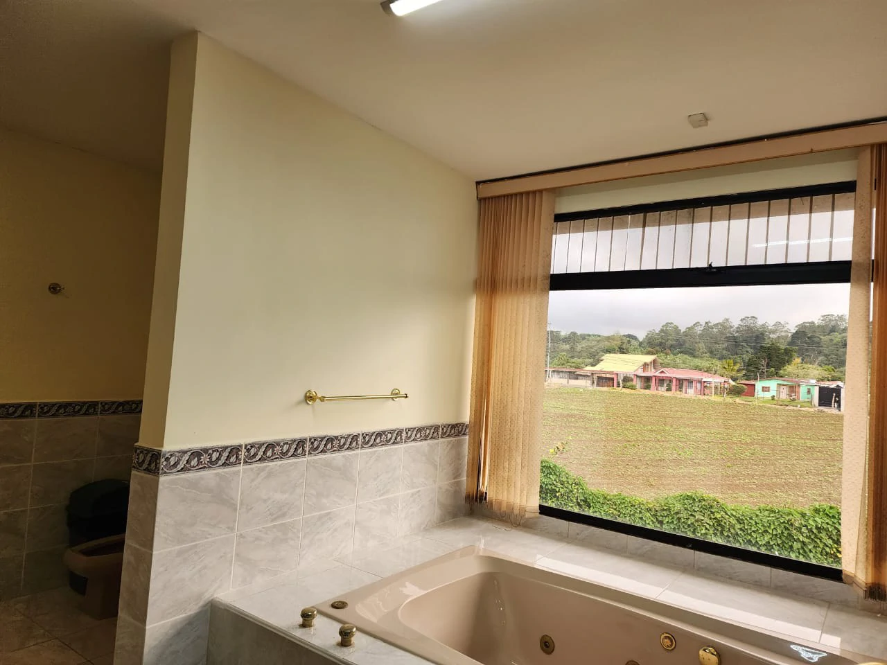 Villa For Sale in San Luis - Gallery image 32