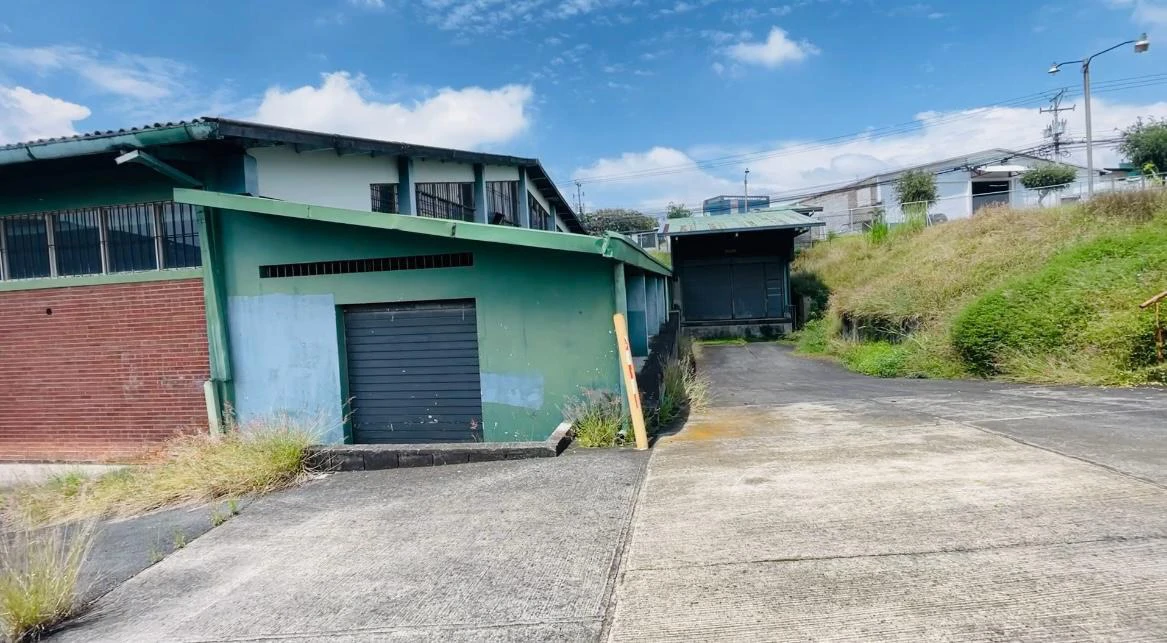 Bargain Commercial property for sale near Sabana San Jose Costa Rica - Gallery image 3