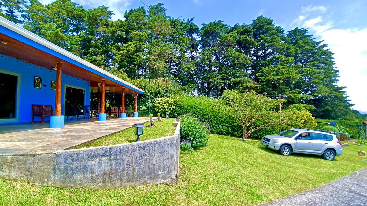 Property for sale with the 3 houses in San Rafael - Gallery image 59