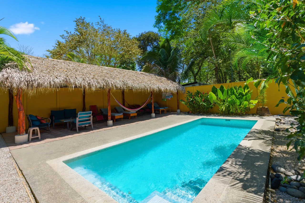 Casa Plumeria: Tropical 4-Bedroom Retreat with Pool Just Steps to Potrero Beach - Gallery image 18