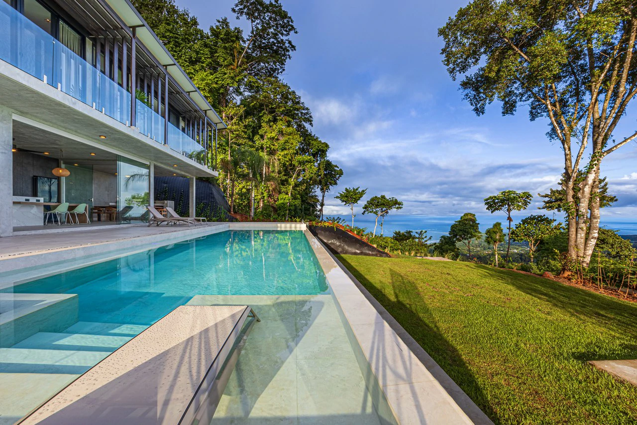 A True Estate Beyond Compare, Ocean Views For Miles: Mountain House For Sale in Uvita - Gallery image 7