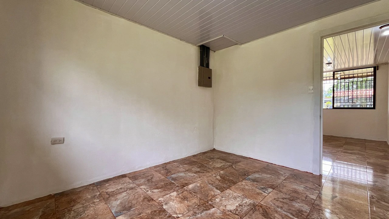 House For Sale in Daniel Flores - Gallery image 20