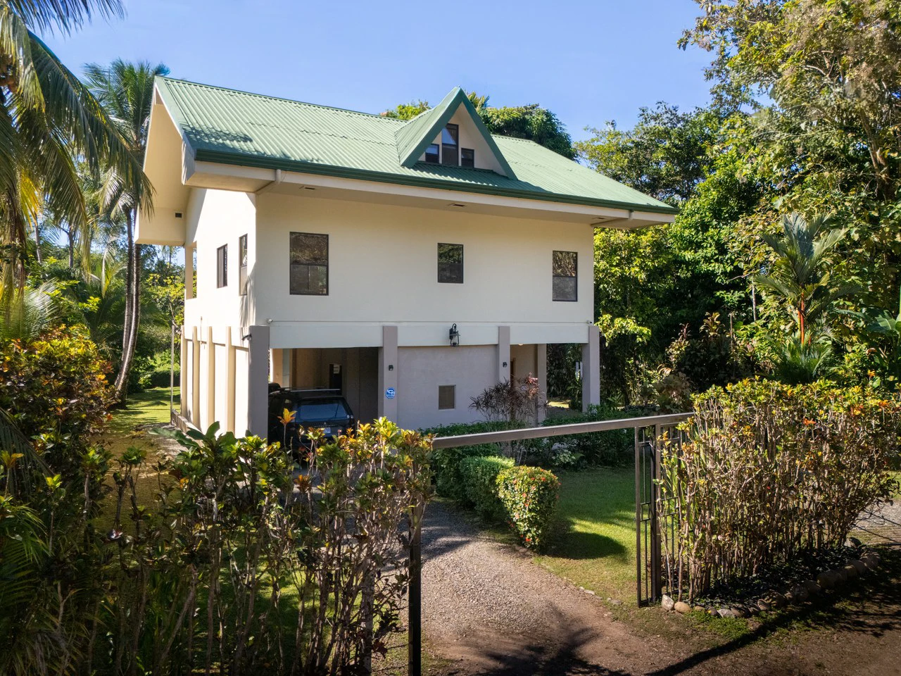 Casa Brisa de La Playa: 2 Bedroom Home Just Steps From the Beach! - Gallery image 5