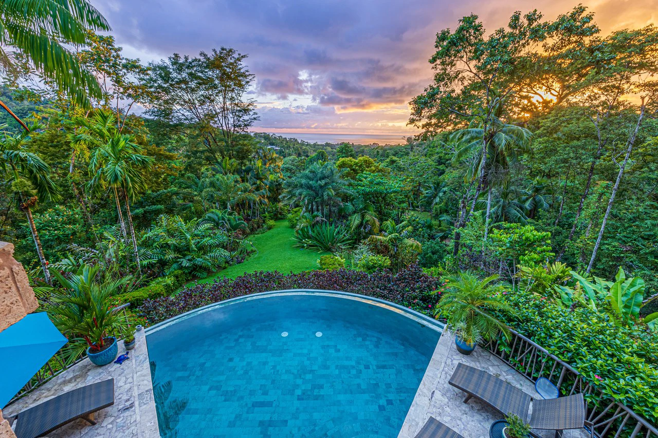 Luxurious Coastal Retreat with Ocean Views in Uvita, Costa Rica - Gallery image 39
