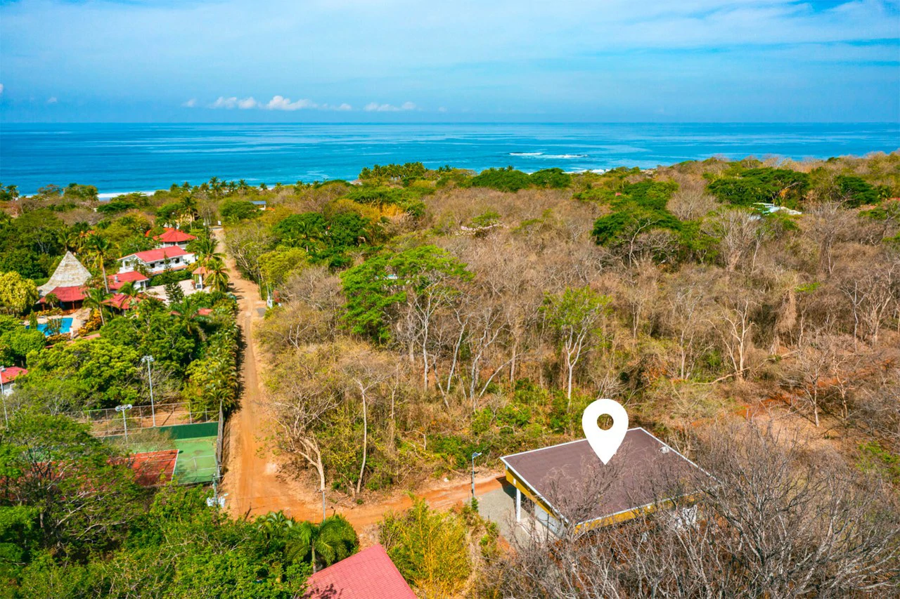 New 2BR Beach House, 5 min Walk to Playa Junquillal