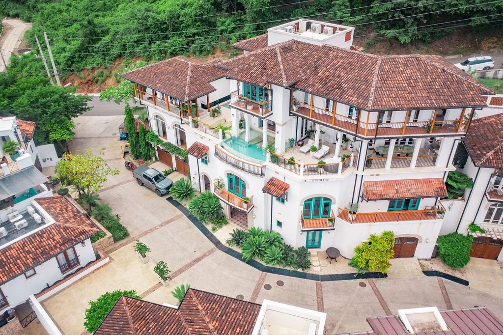 Villa Santorini: Four-level Oceanview Estate Nestled in the Hillside of Las Catalinas—Costa Rica’s Premier Car-free Beach Town. - Gallery image 65