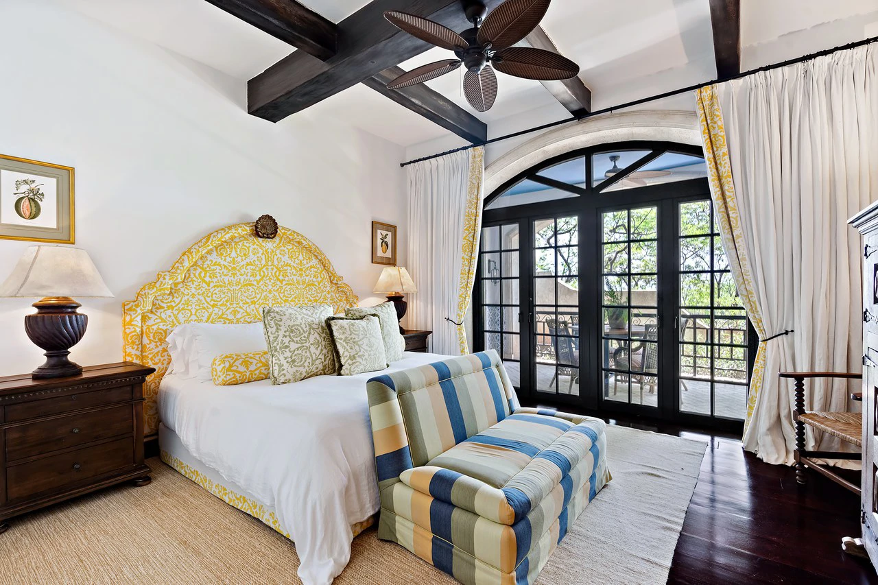 27 Cartagena: Unique Luxury Beachfront Home - Gallery image 27