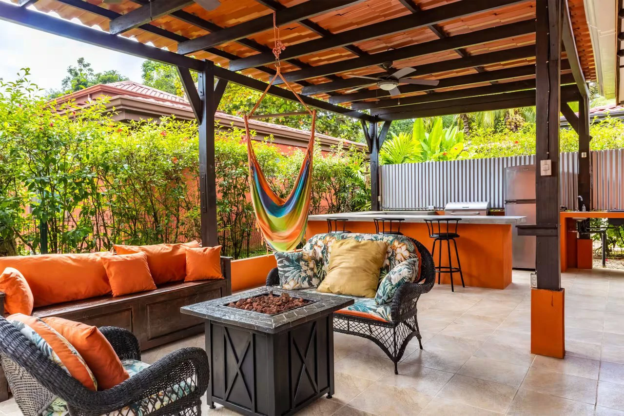 Beautiful Home with Private Pool: Boutique style community in Bejuco, walking distance to the beach! - photo 3