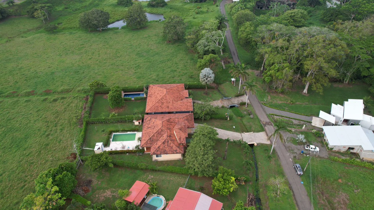 Casa Humberto: Luxury Vacation Home near the beach - Gallery image 43