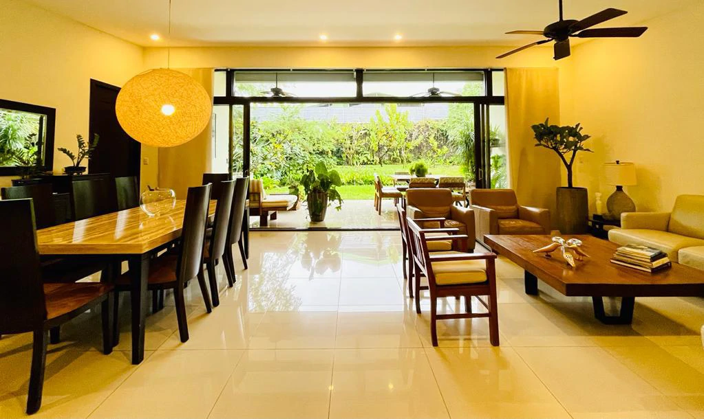 One Floor House for Sale Wide Garden Santa Ana Costa Rica - Gallery image 4