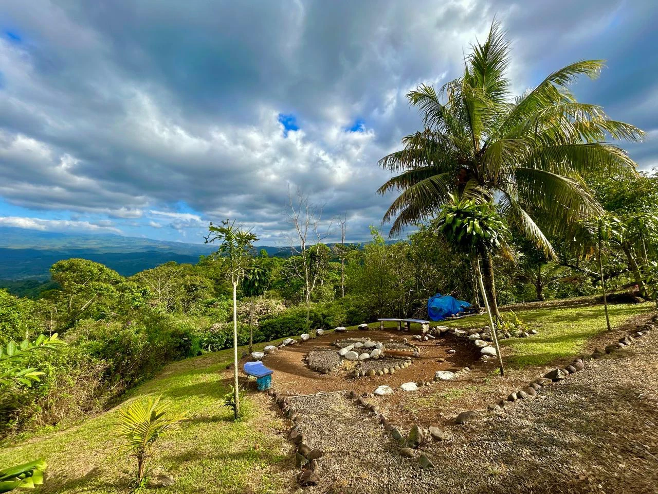 Costa Rica Ecolodge Retreat: Spectacular Views Turnkey Ecolodge Mountain Retreat in the heart of Costa Rica - Gallery image 52