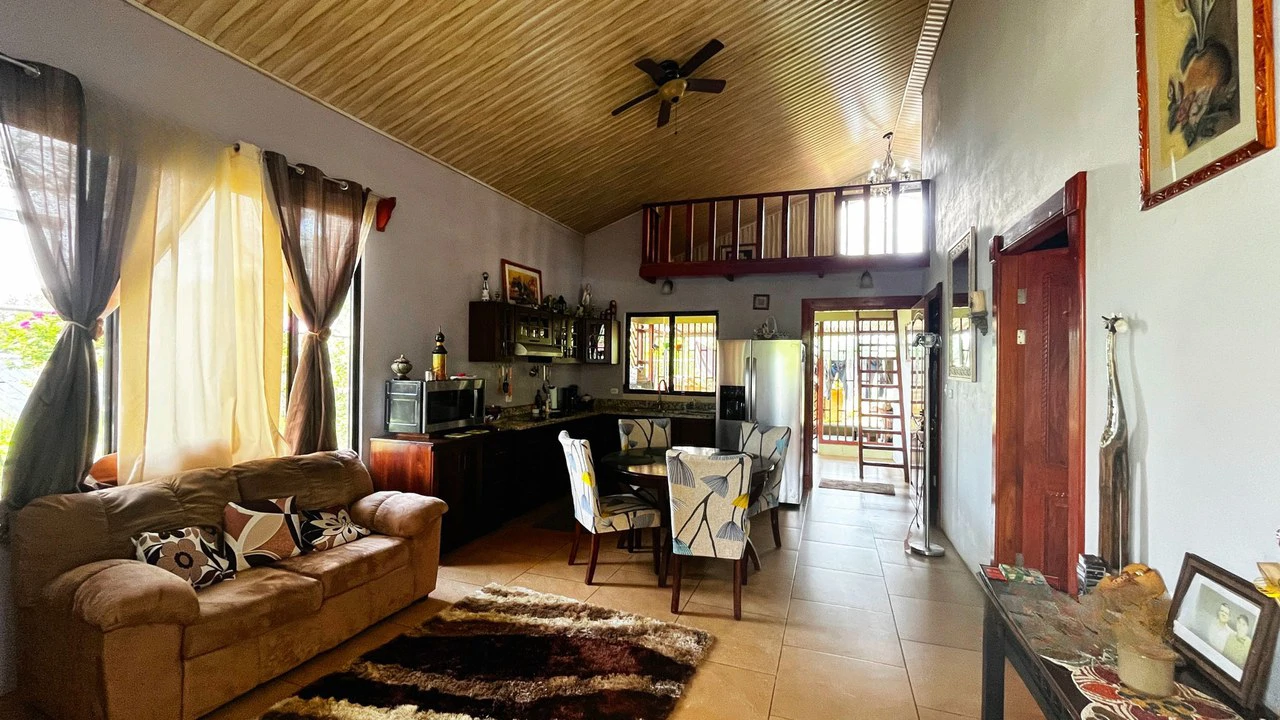 Countryside House For Sale in Cajón - Gallery image 9