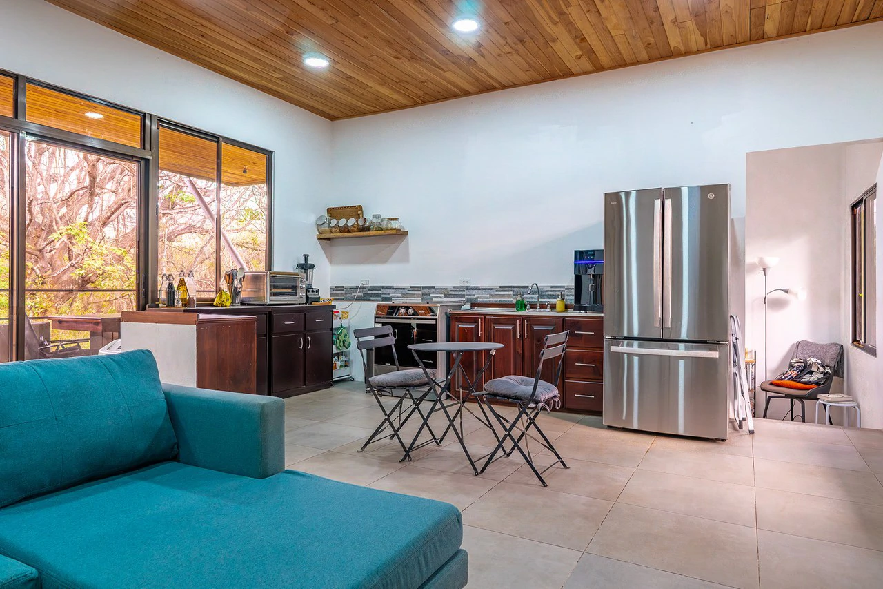 New 2BR Beach House, 5 min Walk to Playa Junquillal - Gallery image 7
