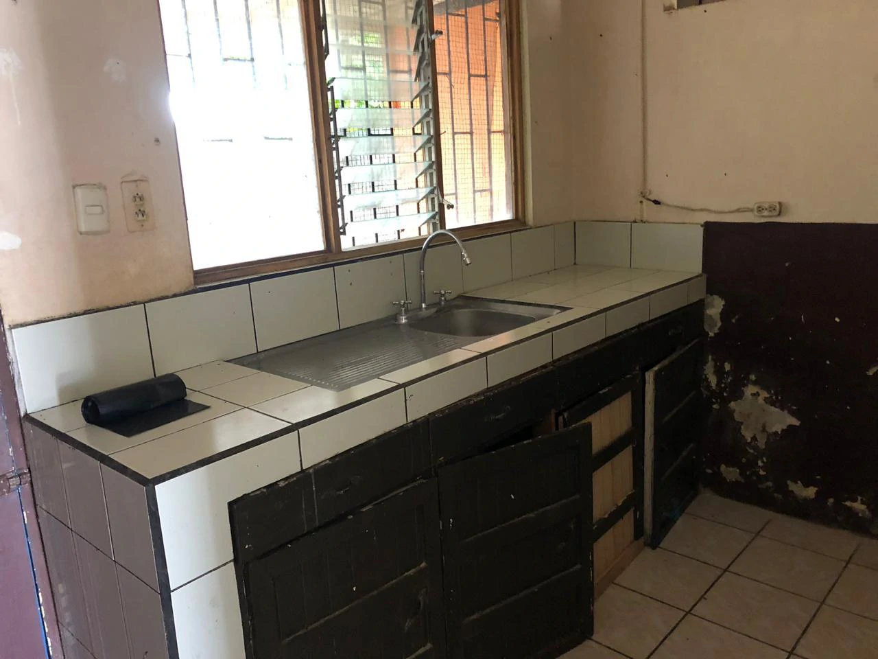 Business Commercial Property in the center of Liberia Home - Gallery image 11