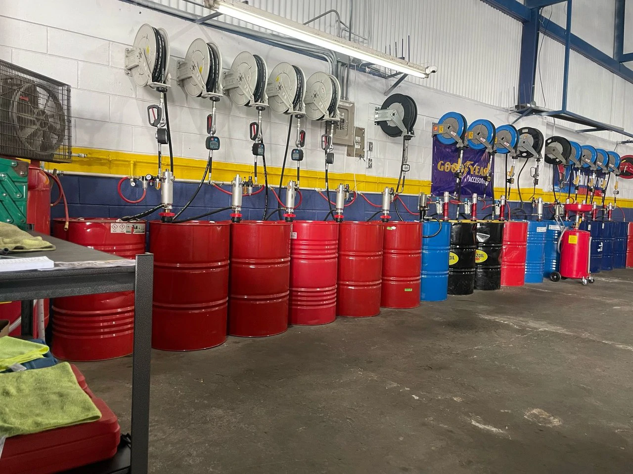 SERVICE CENTER CMH: Lubrication and Tire repair center - Gallery image 4