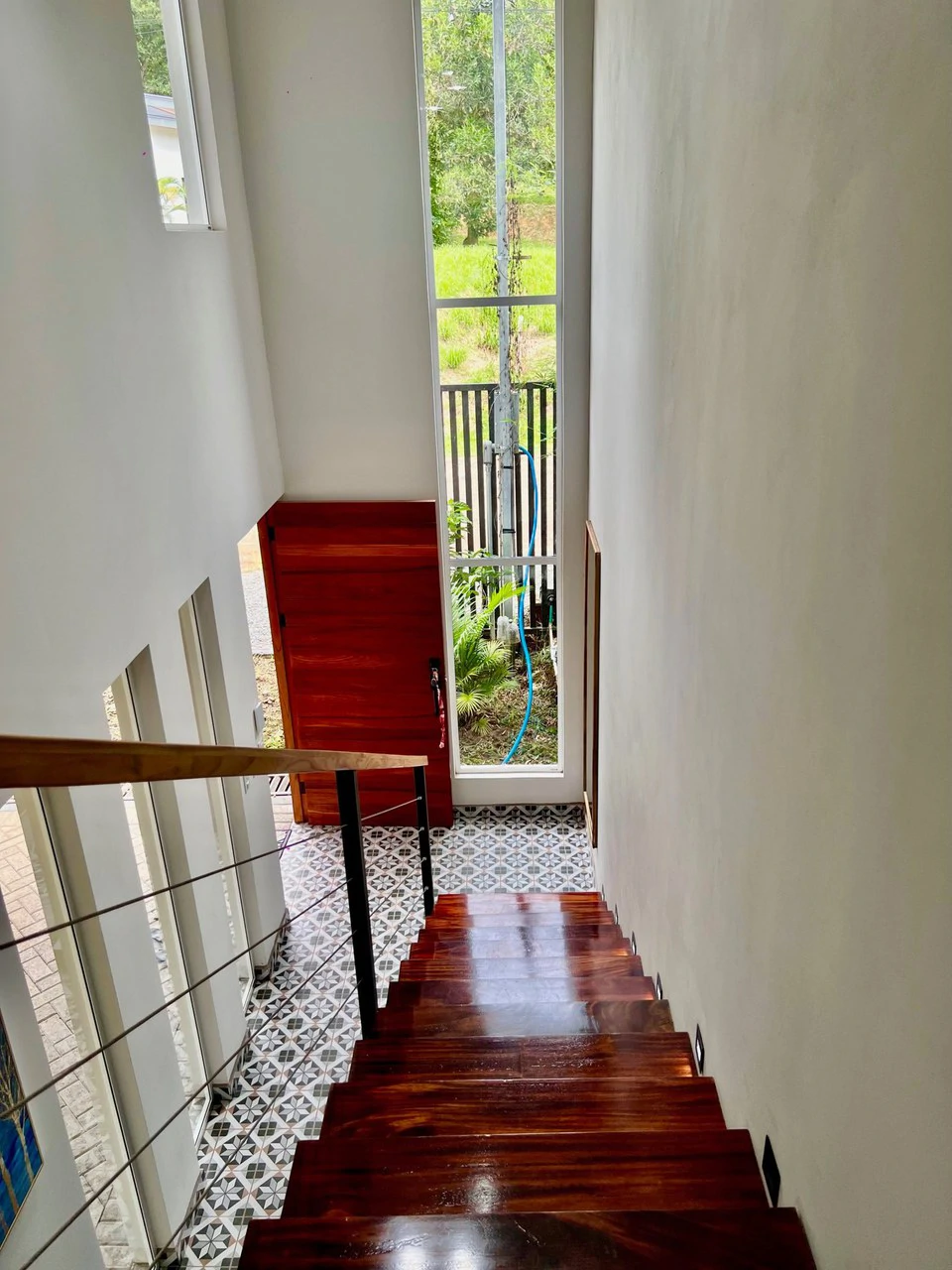 0.17 ACRES – 3 Bedrooms, Brand New Luxury Home in Uvita, Minutes From Beaches and Services, Wooded Lot, Year Round Stream, Private And Fully Furnished, Ready to Move!!! - Gallery image 10
