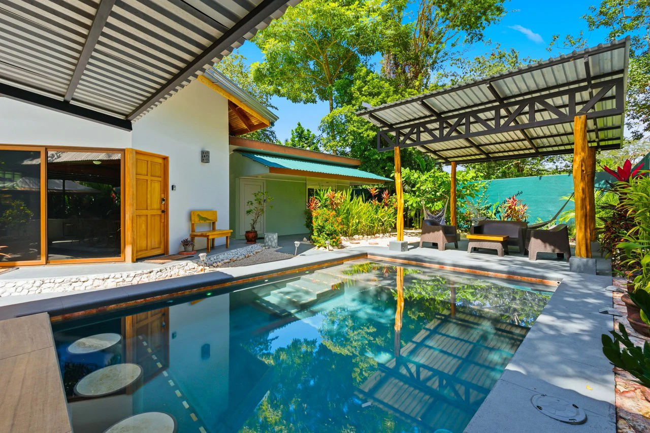 Bougainvillea Tropical Bungalows: Income-Producing Coastal Property – 25% down Owner Financing - Gallery image 13