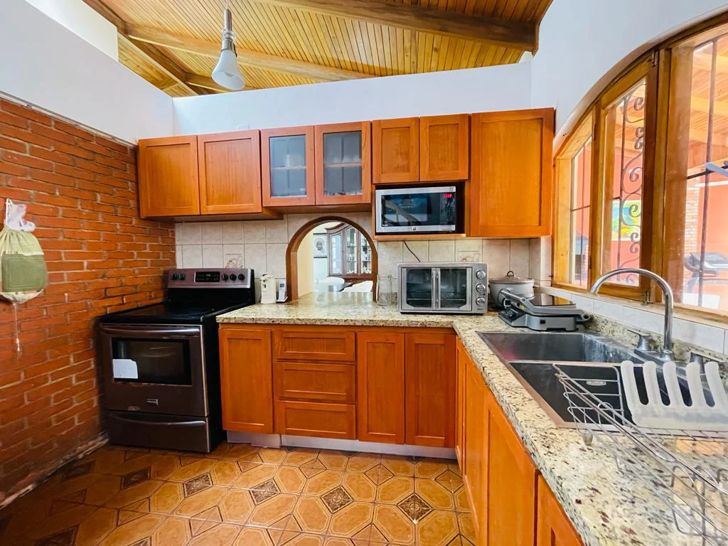 Independent House for Sale with Beautiful View Santa Ana Costa Rica - Gallery image 8