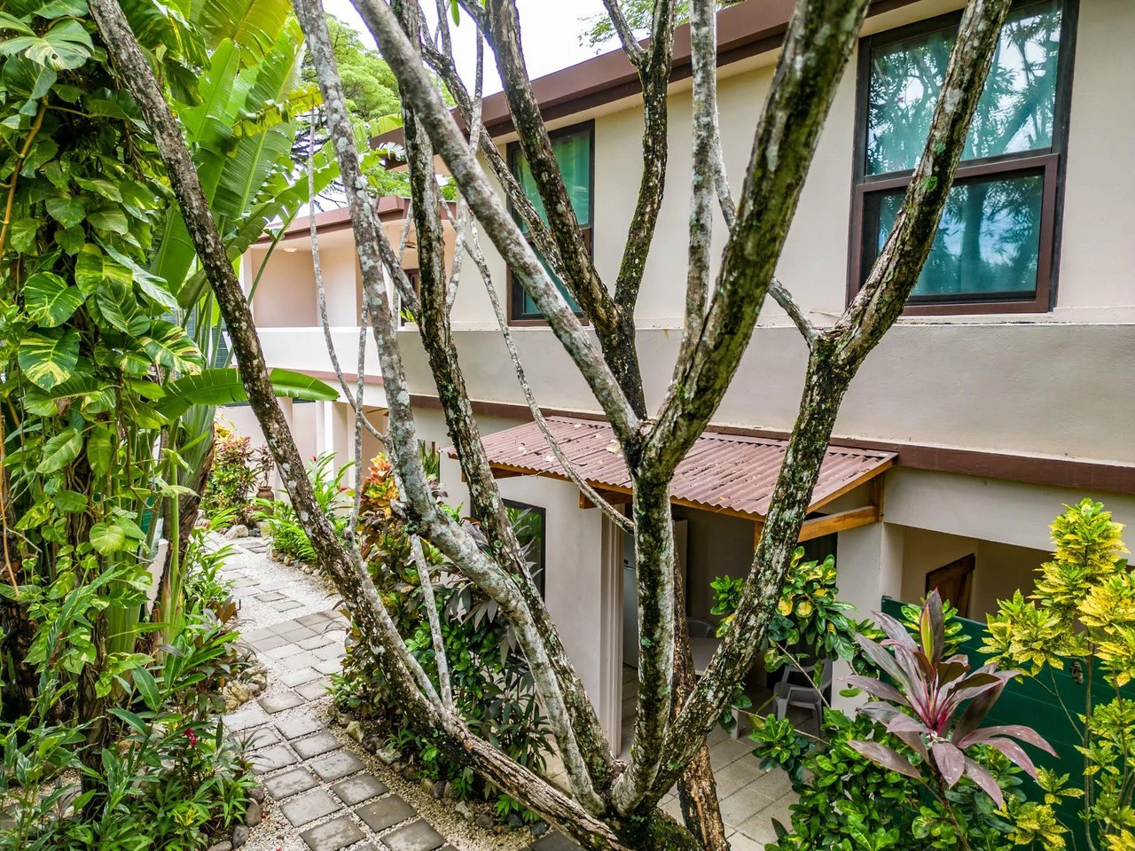 Samara Village Apartments: Income generating Potential with Room to Expand - Gallery image 2
