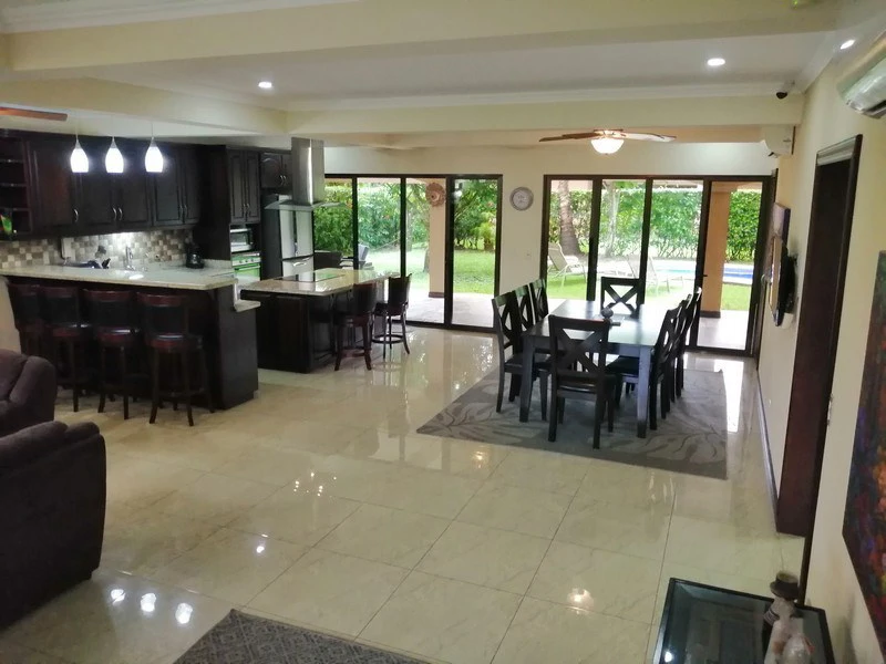 Incredible Casa Rimon, Huge 2 Story Home with Pool in Bejuco: Walk to the Beach from a rare 4 bedroom home! - Gallery image 8