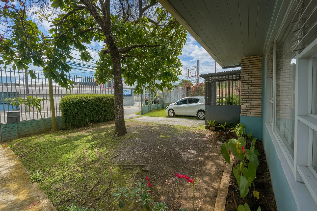Barrio Pilar, Guadalupe: Development Lot for Sale in Barrio Pilar, Guadalupe – 2,227 m² with Mixed Land Use for Commercial or Residential Projects - Gallery image 7