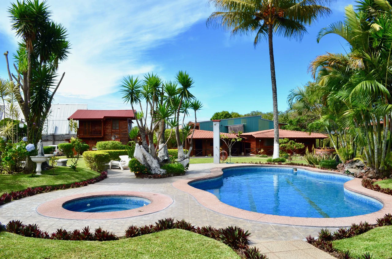 Beautiful investment property with cabins, house and apartments