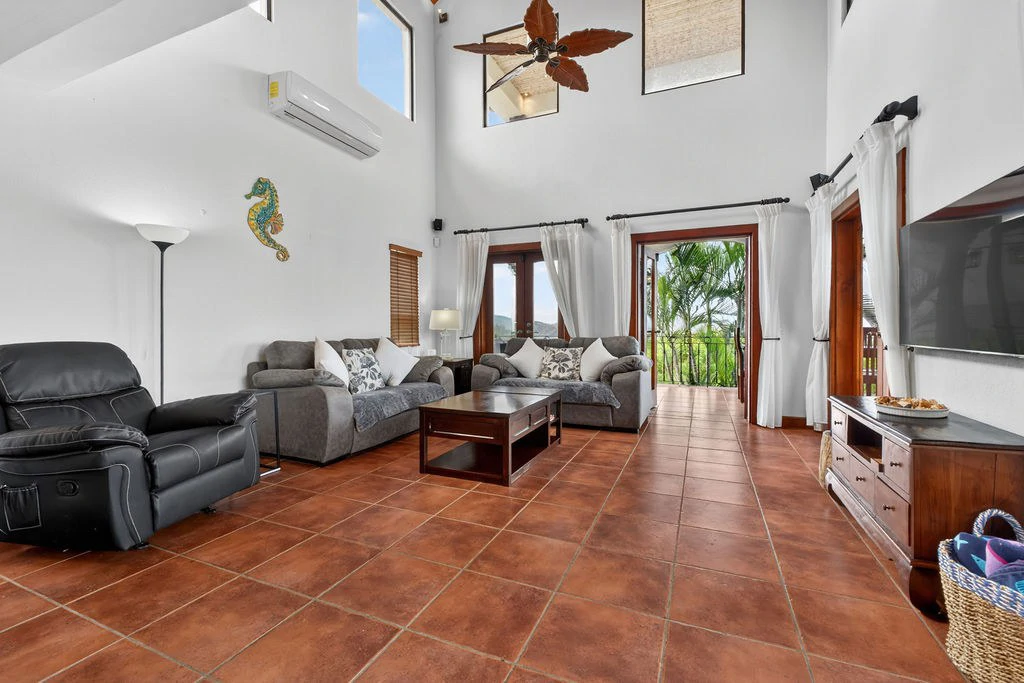 Casa de Estrellas: Elegant 4BR Ocean View Home in Pacific Heights, Potrero - Gallery image 5