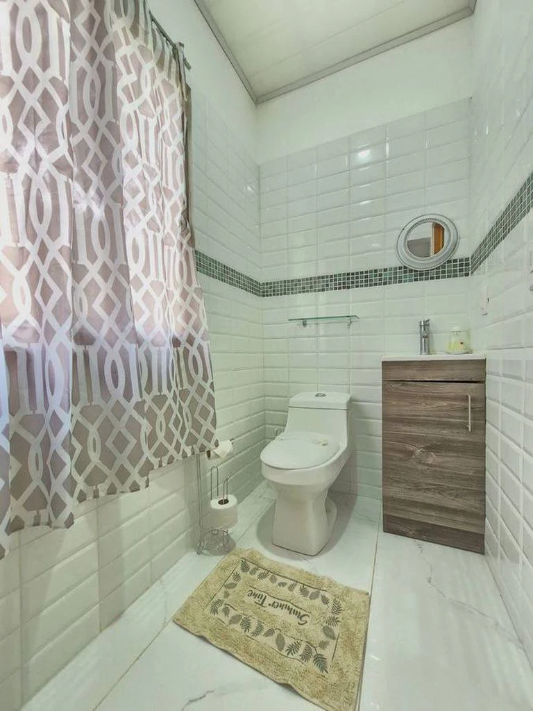 Casa Verde Norouz: Renovated 2-Bedroom Home with Independent Guest Cottage Just 3 Minutes from Sámara - Gallery image 22