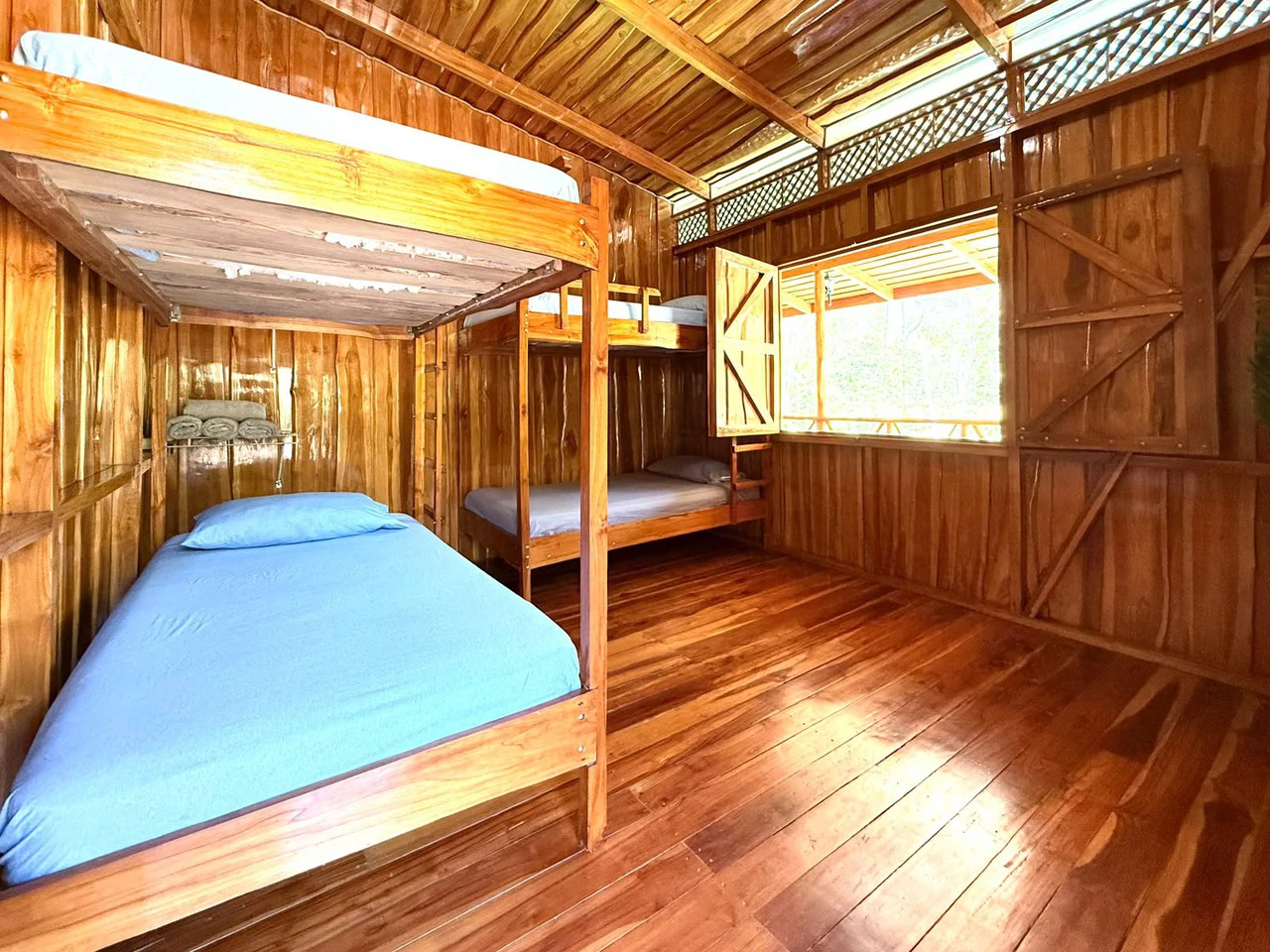 Cobano Jungle Lodge: Santa Fe de Cobano, Costa Rica  Tropical Home with Guest House,  Airbnb Potential & Jungle Privacy ONLY $249,000 USD! - Gallery image 25