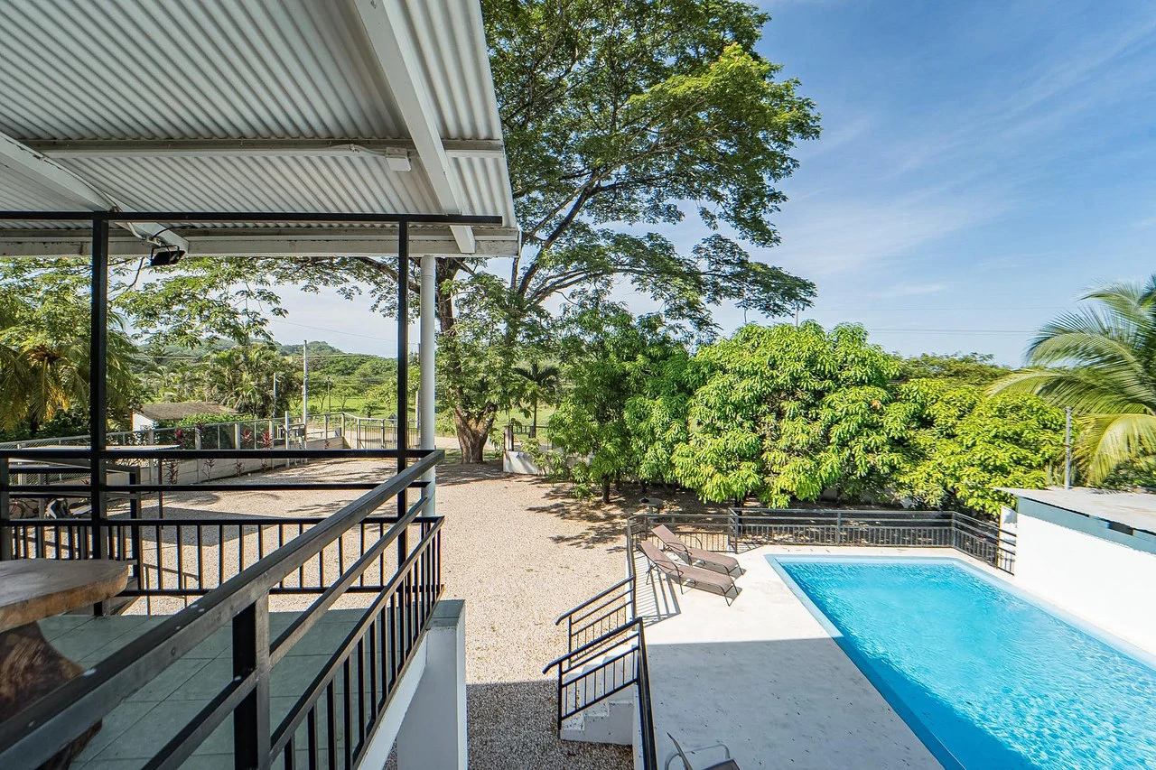 Cantarana Studios: Multiunit Property with tons of Potential - photo 11