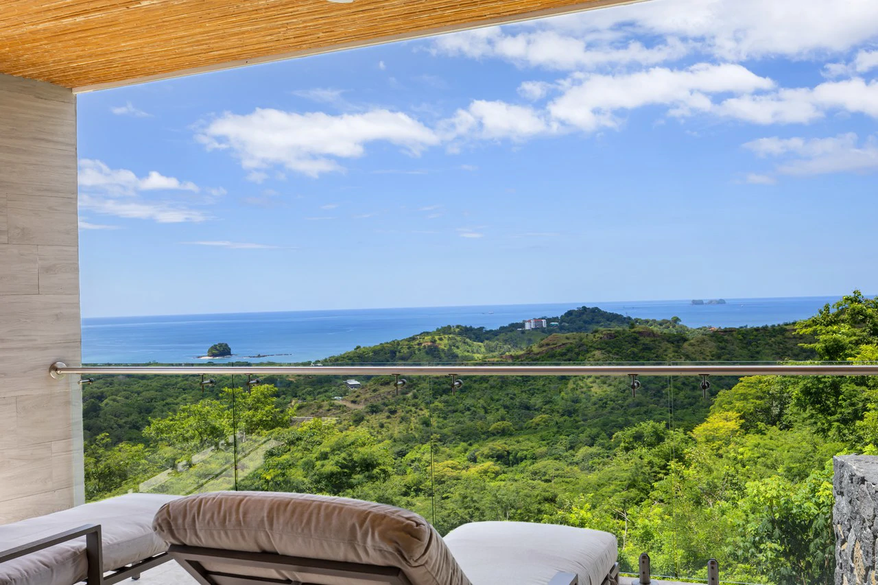 Casa Manta Ray: Indulge in Luxury with Stunning Flamingo Beach Views! - Gallery image 31